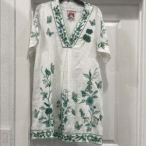 VERY RARE JOHNNY WAS DOMINGO DOLMAN DRESS IN WHITE with DEEP GREEN EMBROIDERY!